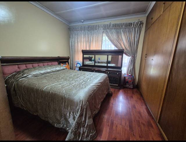 4 BEDROOM HOUSE FOR SALE IN ARCON PARK